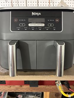 Air fryer . Ninja . Dual buckets