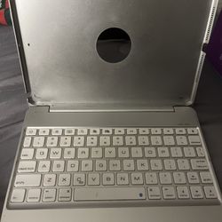 iPad Generation 6 Keyboard Case