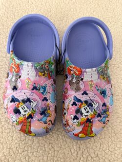 Crocs Disney Character Print Clogs Size 6M/8W