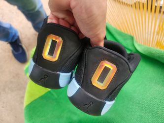 Tatum 4s size 8