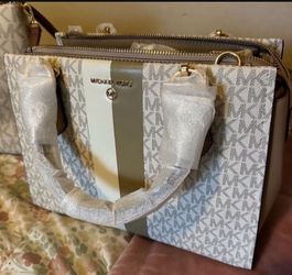New Michael Kors purse’s