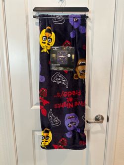 Five nights at Freddy  blanket