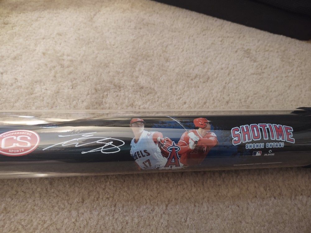 Shohei Ohtani Signed Baseball Bat