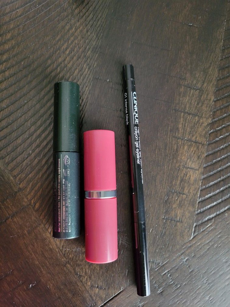 Clinique Make Up Set New