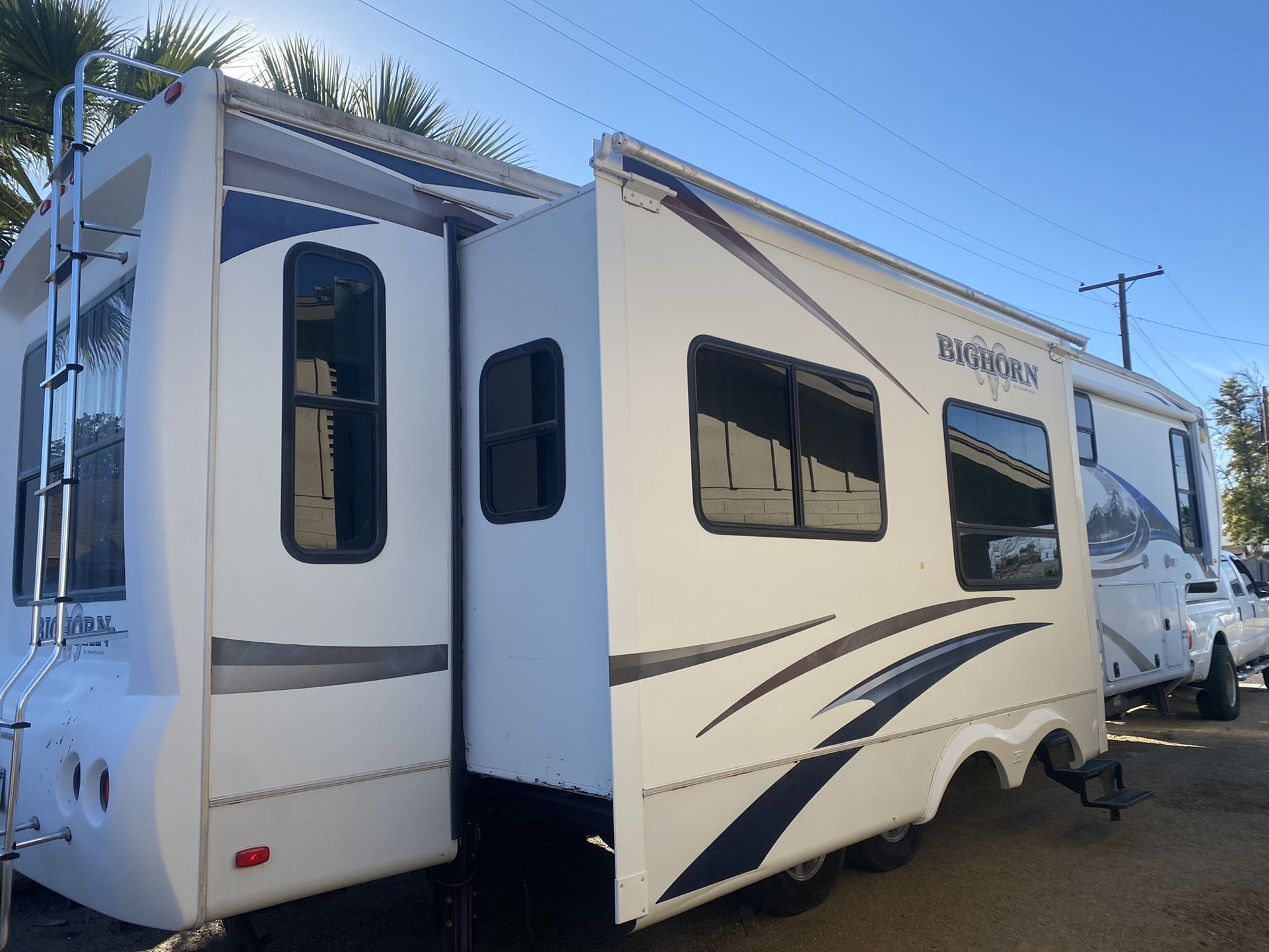 2015 Heartland Big Horn - RVs & Campers - Spring, Texas