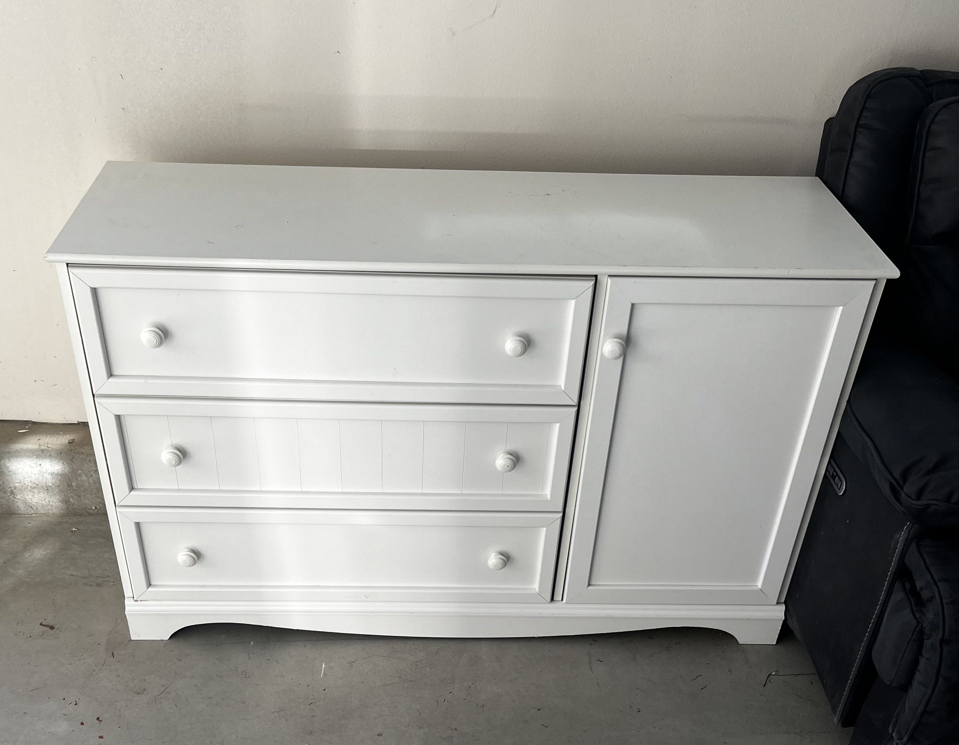 Dresser for Sale in Menifee, CA OfferUp