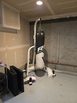 punching bag and hanging stand