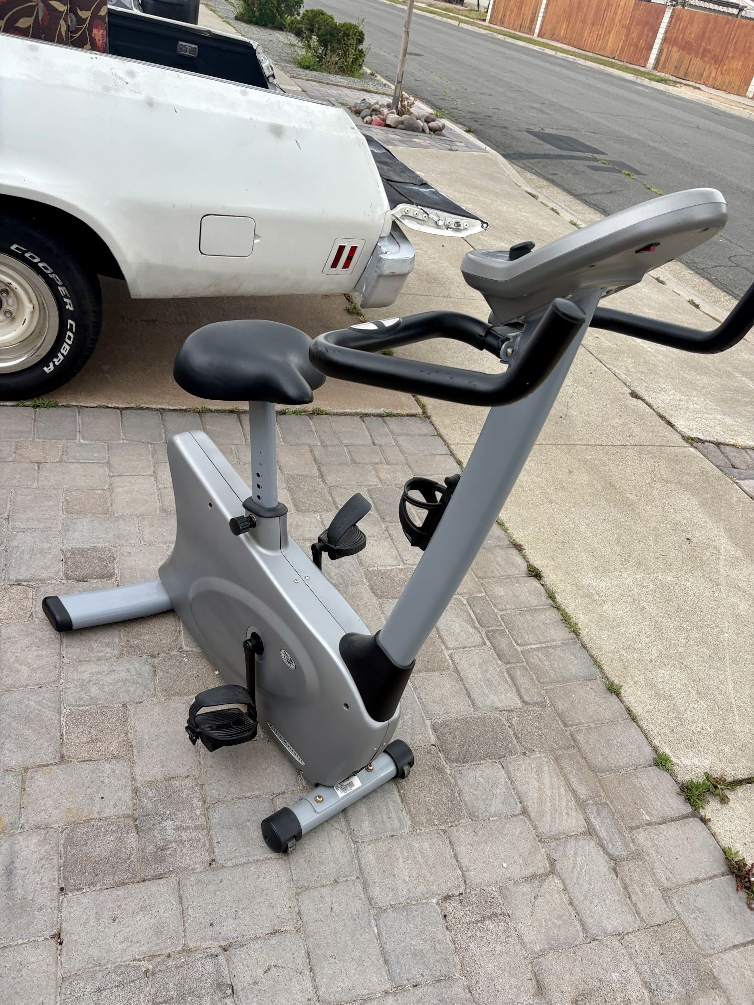 Vision Fitness E1500 Upright Exercise Bike – $150 (Claremont Mesa)