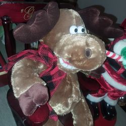 Dancing Christmas Characters 