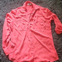 Express portofino Size Small Pink Top button up dress shirt Blouse pockets Women Stylish Cut long sleeve with button up sleeves #thelimited #bananarep