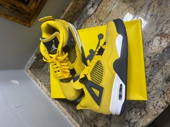 Jordan 4 Lightning