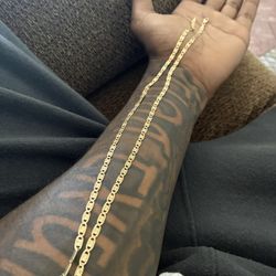 10k Gold Valentino