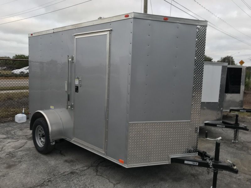 Enclosed trailer 2018 6’x12’