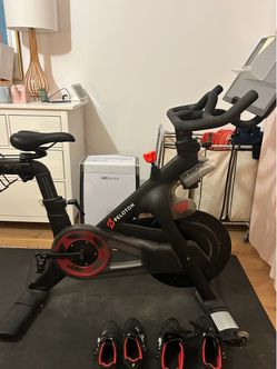 Peloton Bike