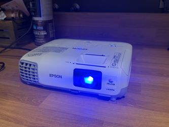 Epson hdmi Video TV Movie Projector