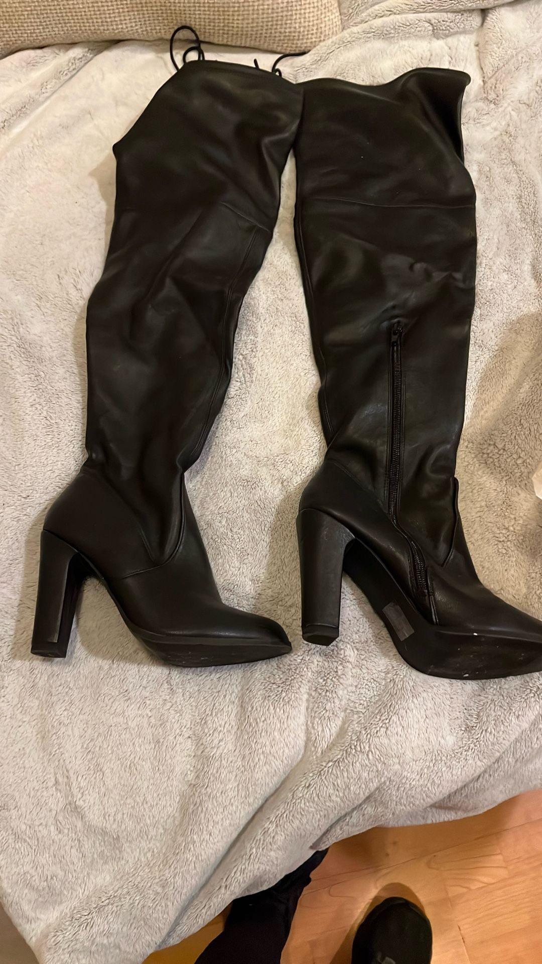 Women’s Black Boots