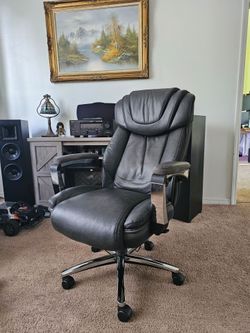Realspace® Axton Big & Tall Bonded Leather High-Back Chair, Dark Gray