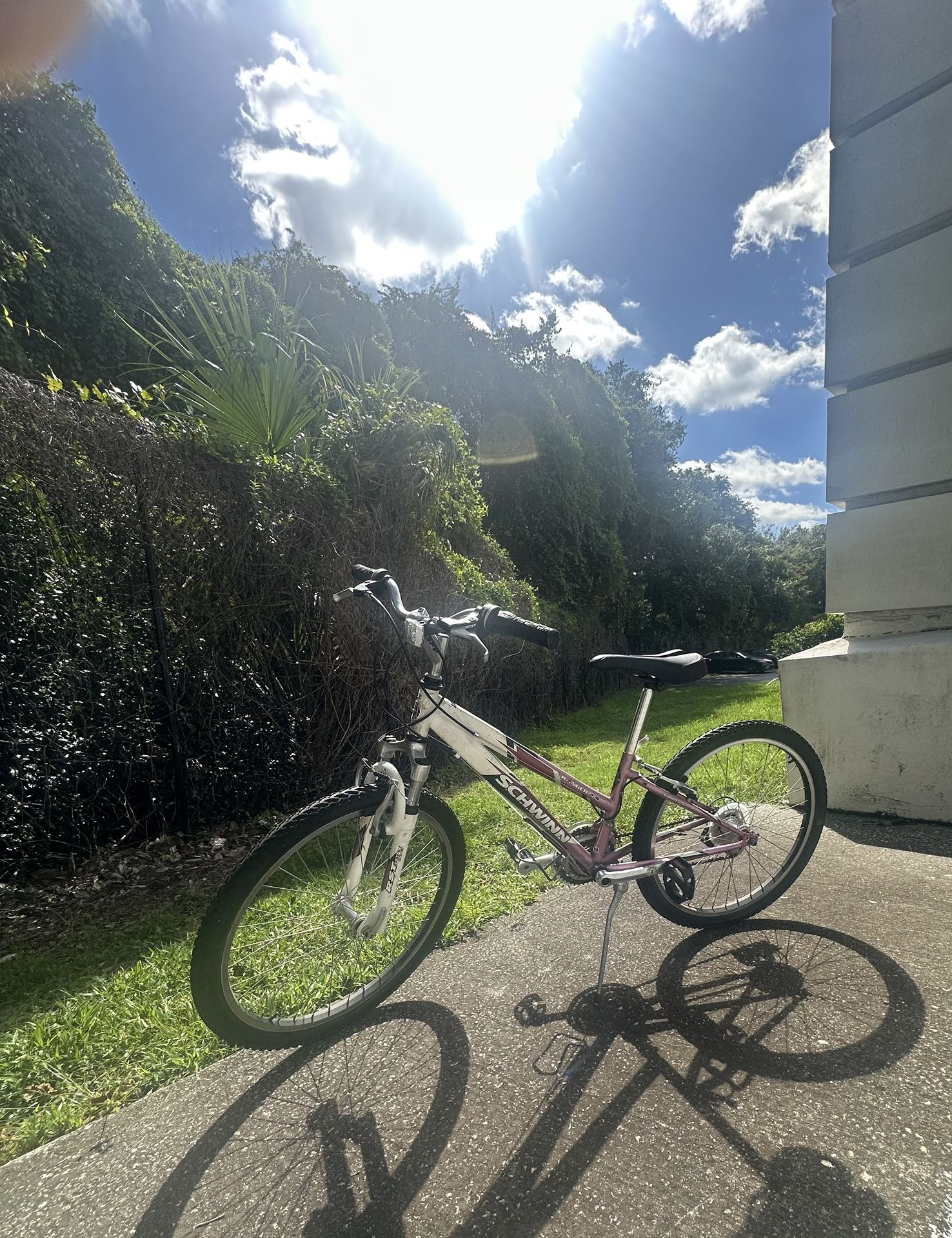 Schwinn Ranger 2.4 FS Mountain Bike 24” 