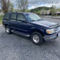 1997 Ford Explorer