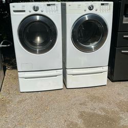 LG Washer And Dryer Electric 