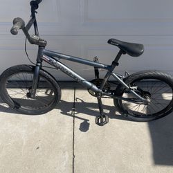 20” Diamondback Bmx In Ok Condition 
