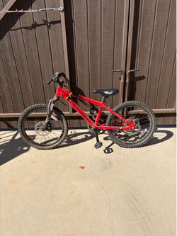 ST900 Kids Moutain bike