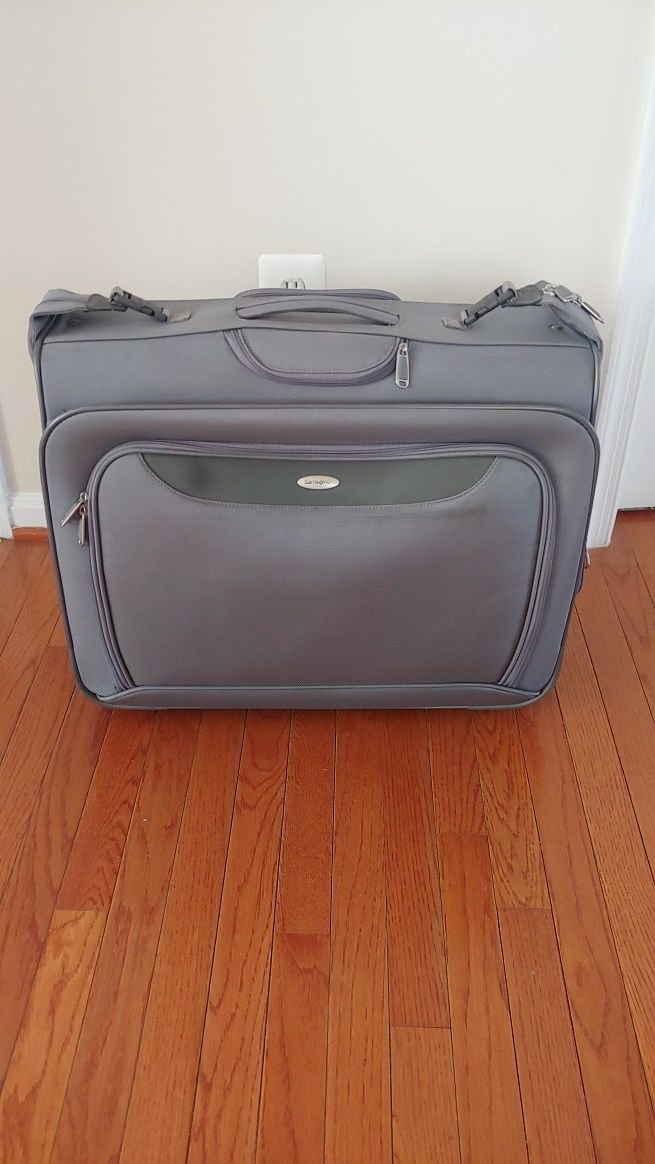 Samsonite rolling garment suit bag luggage