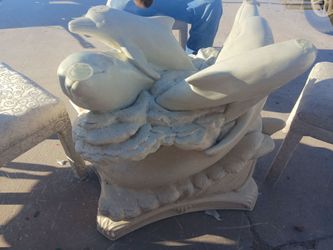 Dolphin table w/chairs