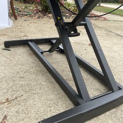 Flexible Computer Table