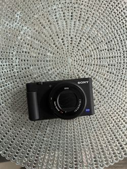 SONY CAMERA ZV-1 ( Black ) 