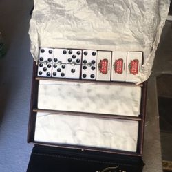 Dominos new Good quality 100%