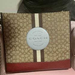 Coach Dempsey Tote 40