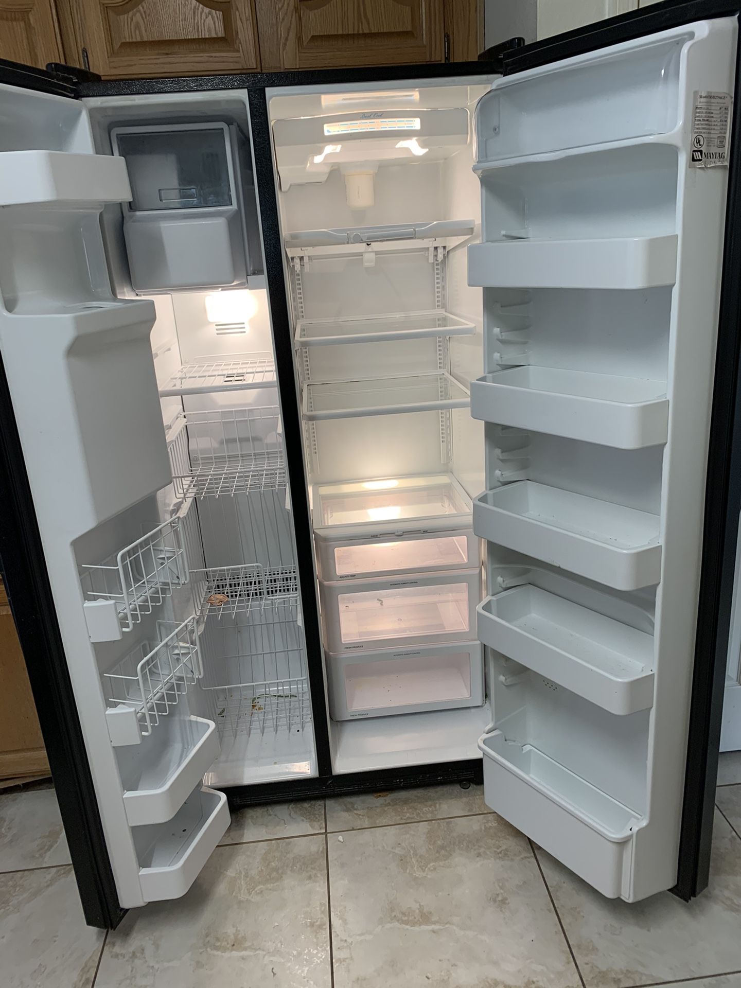 Maytag Plus Refrigerator 225 for Sale in Phoenix, AZ OfferUp