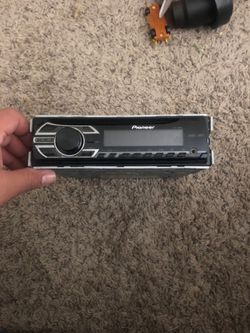 Pioneer radio