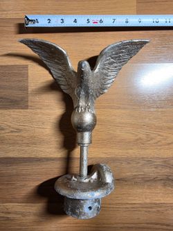 Metal Eagle Flagpole Topper Finial