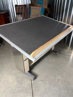 Drafting table