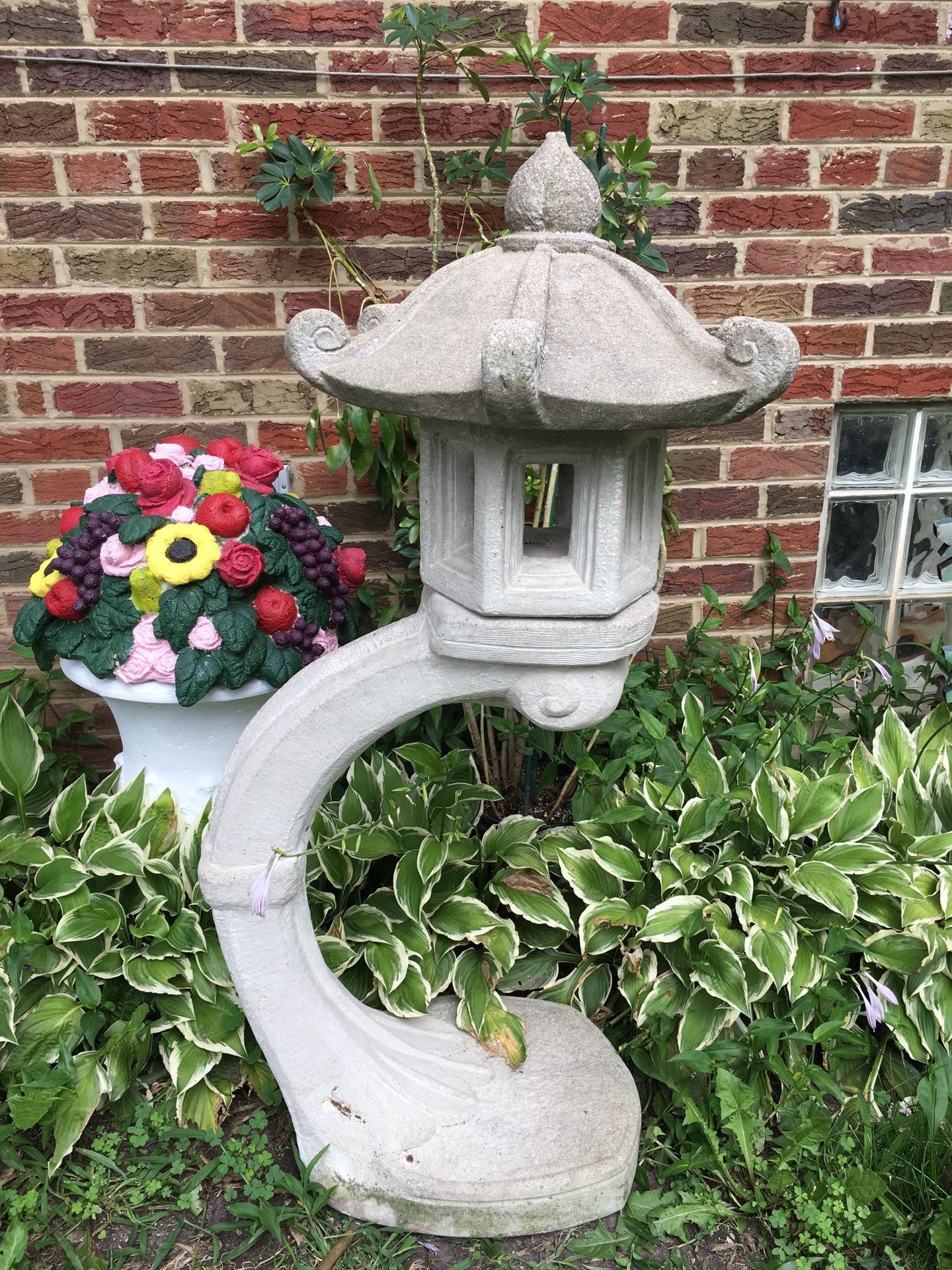 Very big outdoor concrete pagoda Japanese art lantern