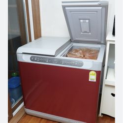 Kimchi Refrigerator 