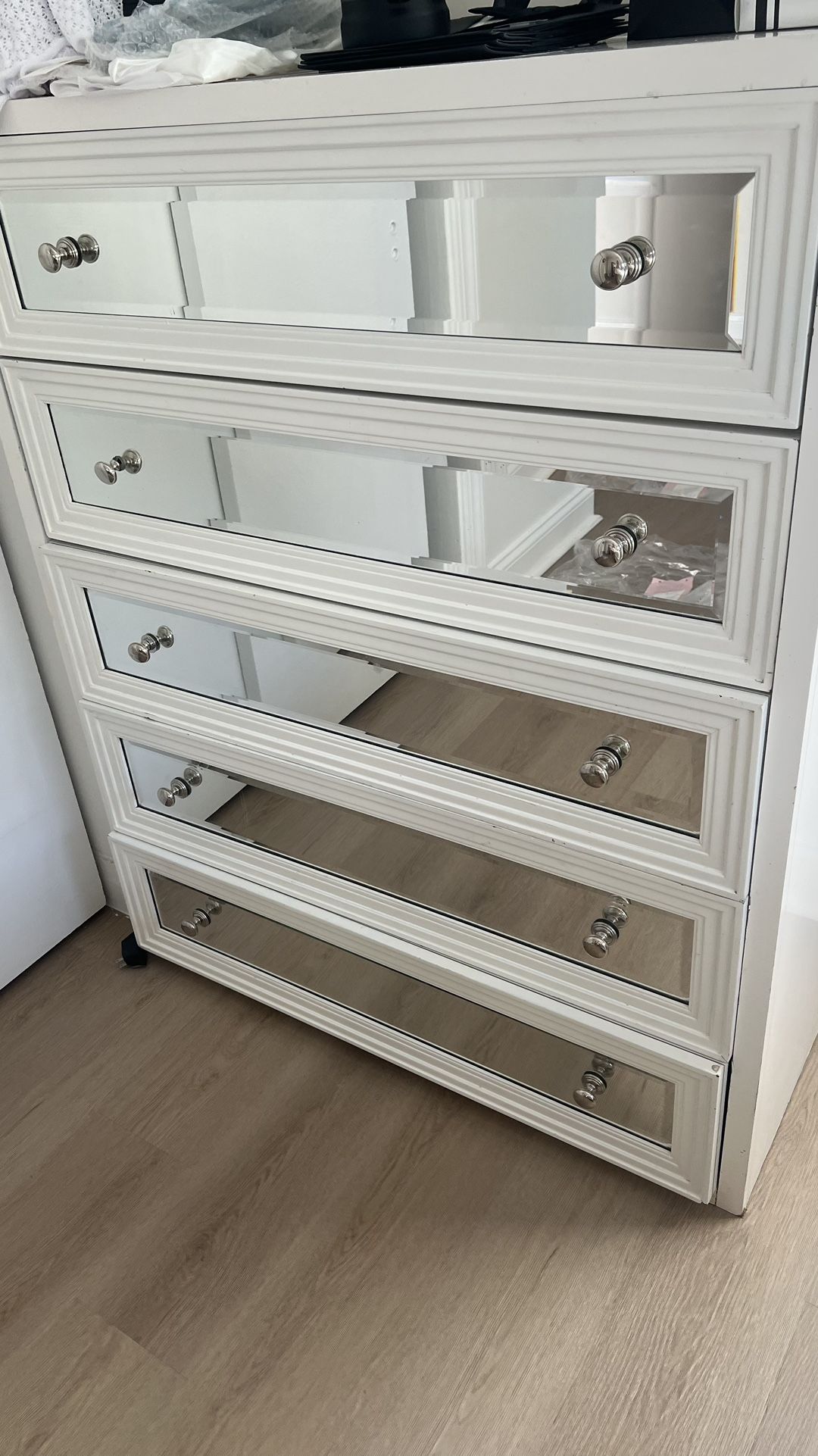White Mirrored Dresser
