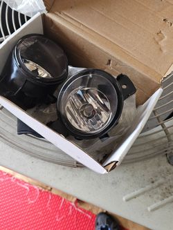 Infiniti qx60 fog light left side only