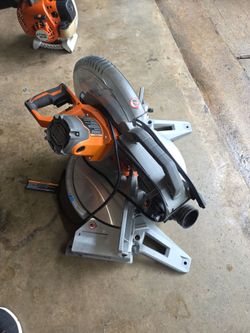 Ridgi 12 in miter saw Like new $200 Price FIRM/ SEMINUEVA PRECIO FIRME $200