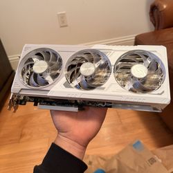 AMD 9070 XT - GRAPHICS CARD