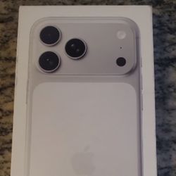 iPhone 17 Pro Max – 256GB Silver – Brand New – Unopened 