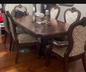 Dining room set + 2 corner free