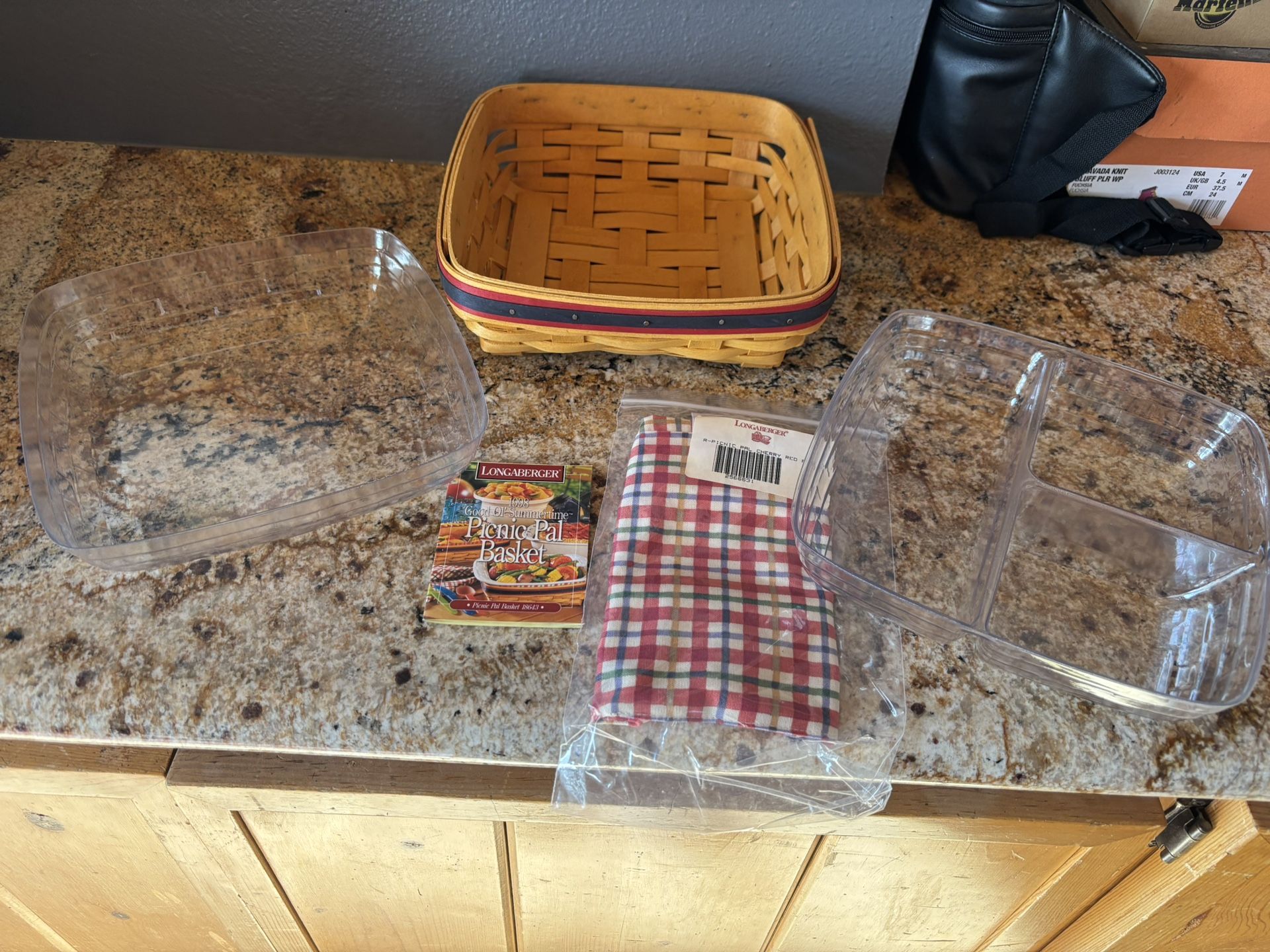 Longaberger Vintage NWT Good Ok Summertime Picnic Pal Basket Combo
