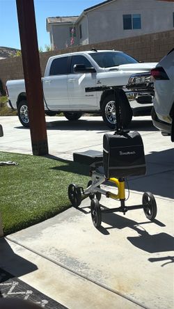 Knee Scooter