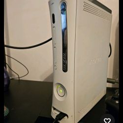 Xbox 360 With Extras