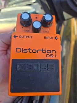 Boss DS-1 Distortion Guitar Pedal