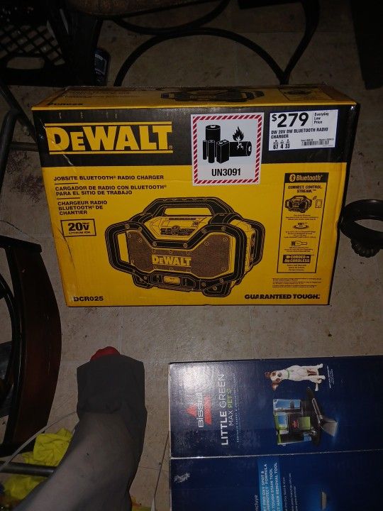 Dewalt Radio