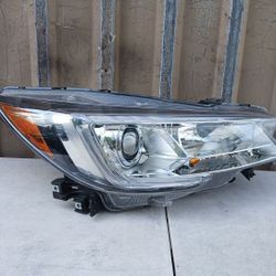2019-2022 Subaru Ascent Halogen Headlight Passenger Right Side OEM 